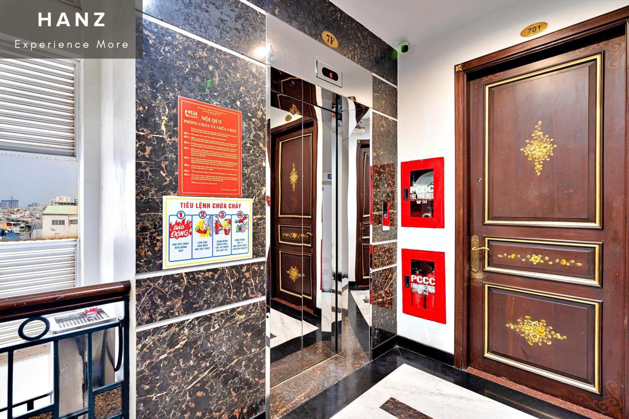 Hanz Business 345ab Tran Hung Dao Street * TP. Hồ Chí Minh